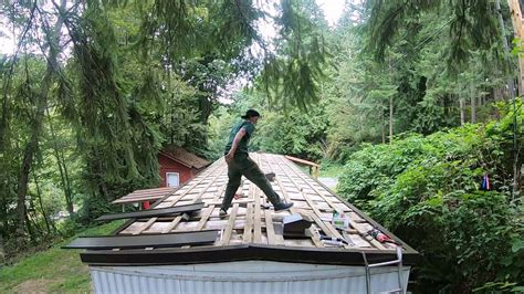 metal roof trailer installation